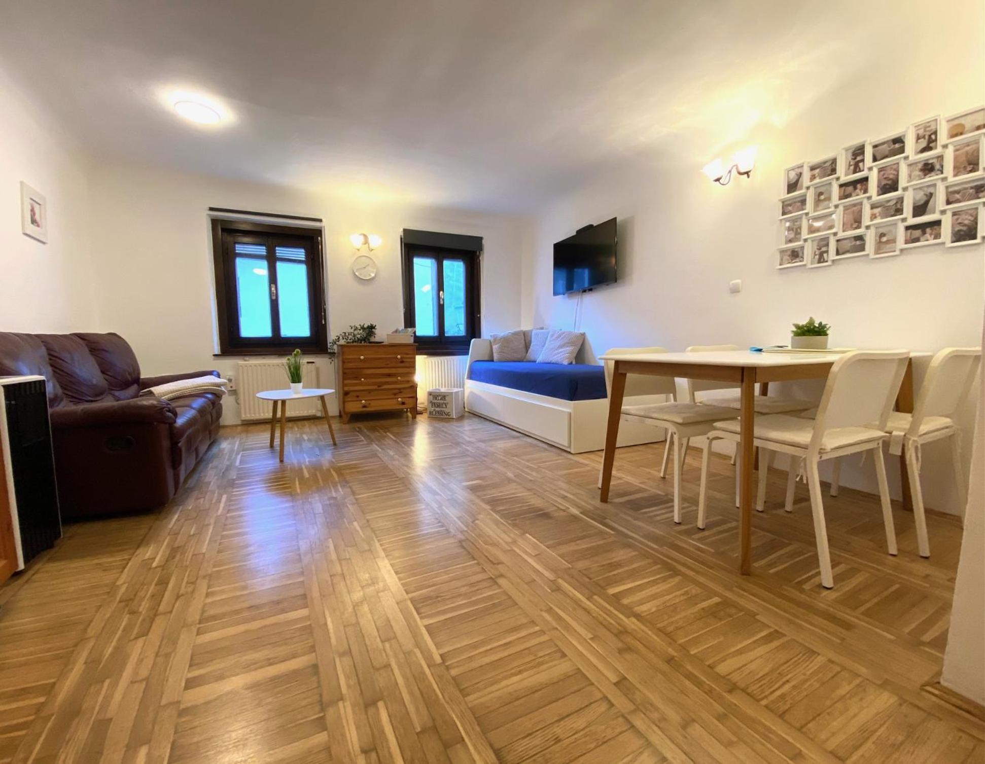 Under The Castle Apartments Λιουμπλιάνα Εξωτερικό φωτογραφία